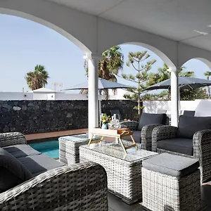 Maylands Villa