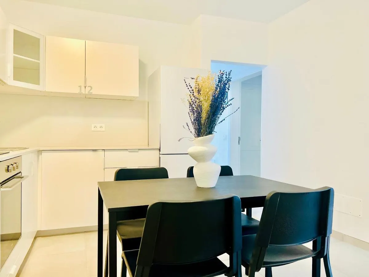 Canaryislandshost L Room Playa Blanca  Spain